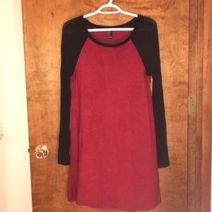 Forever 21 long sleeve red/black simple dress